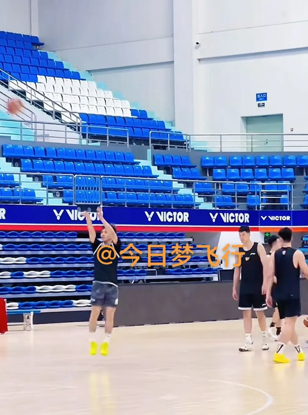 广州队冲刺阶段更衣室发声，志在CBA常规赛名次提升，更衣室稳定，训练强度明显提升的简单介绍