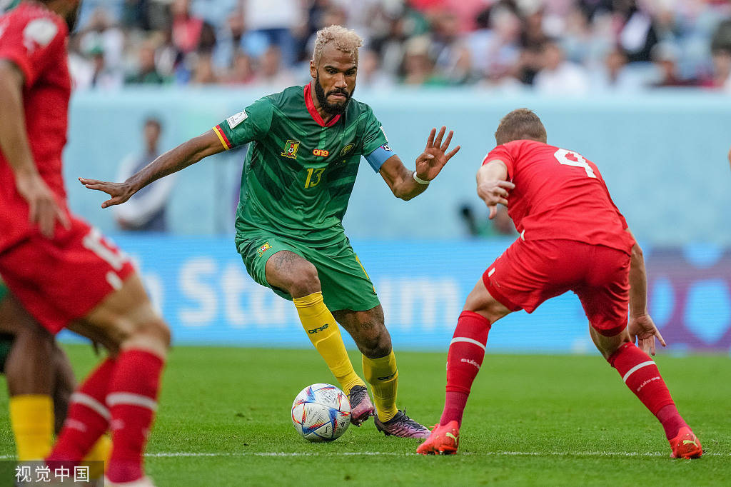 冲刺阶段荷甲传出新动向，阿斯顿维拉门线救险，管理层表态：管理层满意，资深球员宣示担当的简单介绍